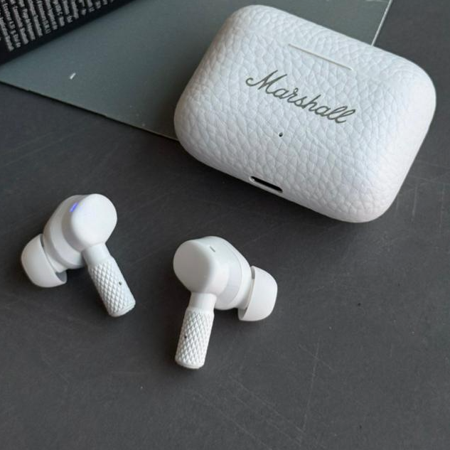 Marshal earbuds